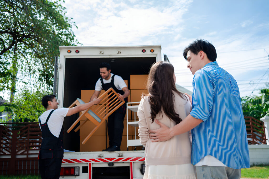 7 Common Mistakes When Moving Canada to USA